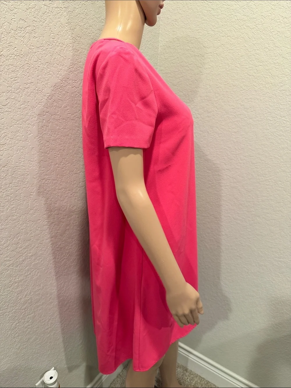 Trina Turk Women’s Pink Short Sleeve Keyhole Tunic Top